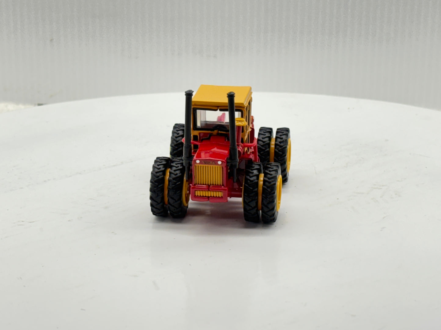 1/64 Versatile 118 Prestige