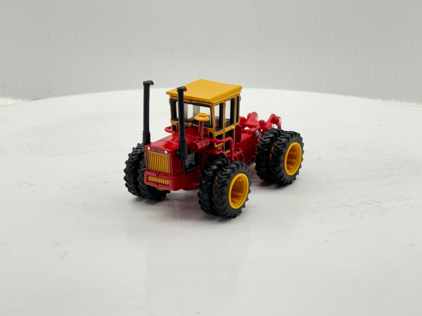 1/64 Versatile 118 Prestige