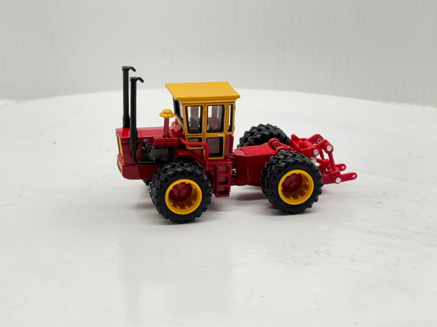 1/64 Versatile 118 Prestige