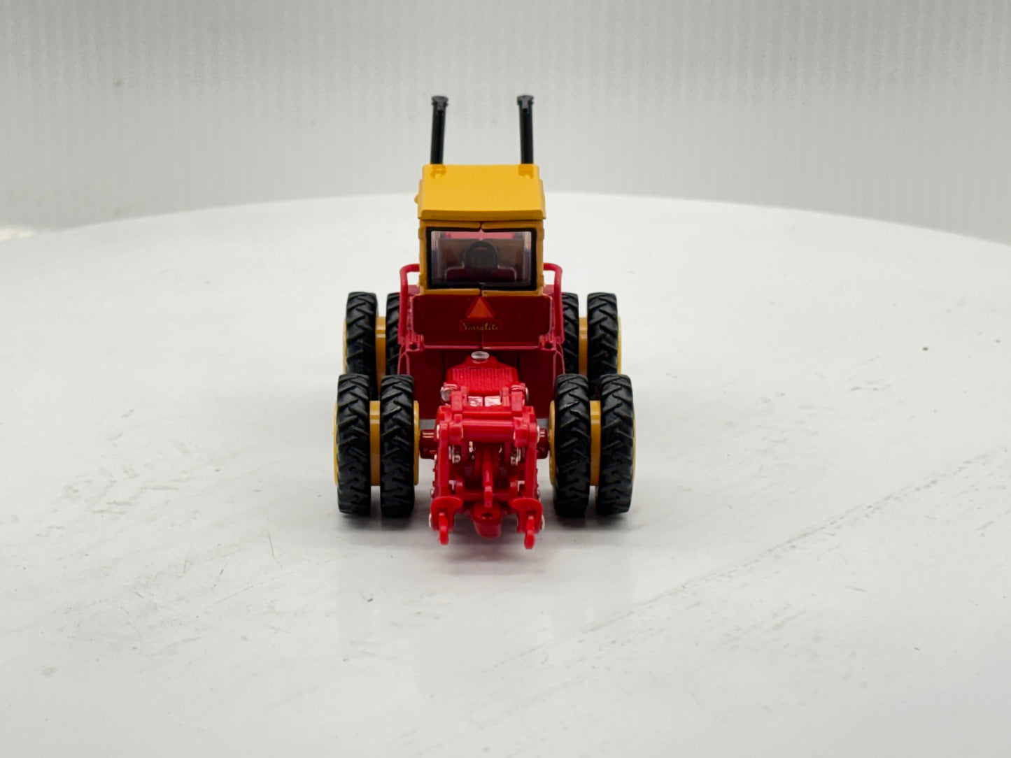 1/64 Versatile 118 Prestige