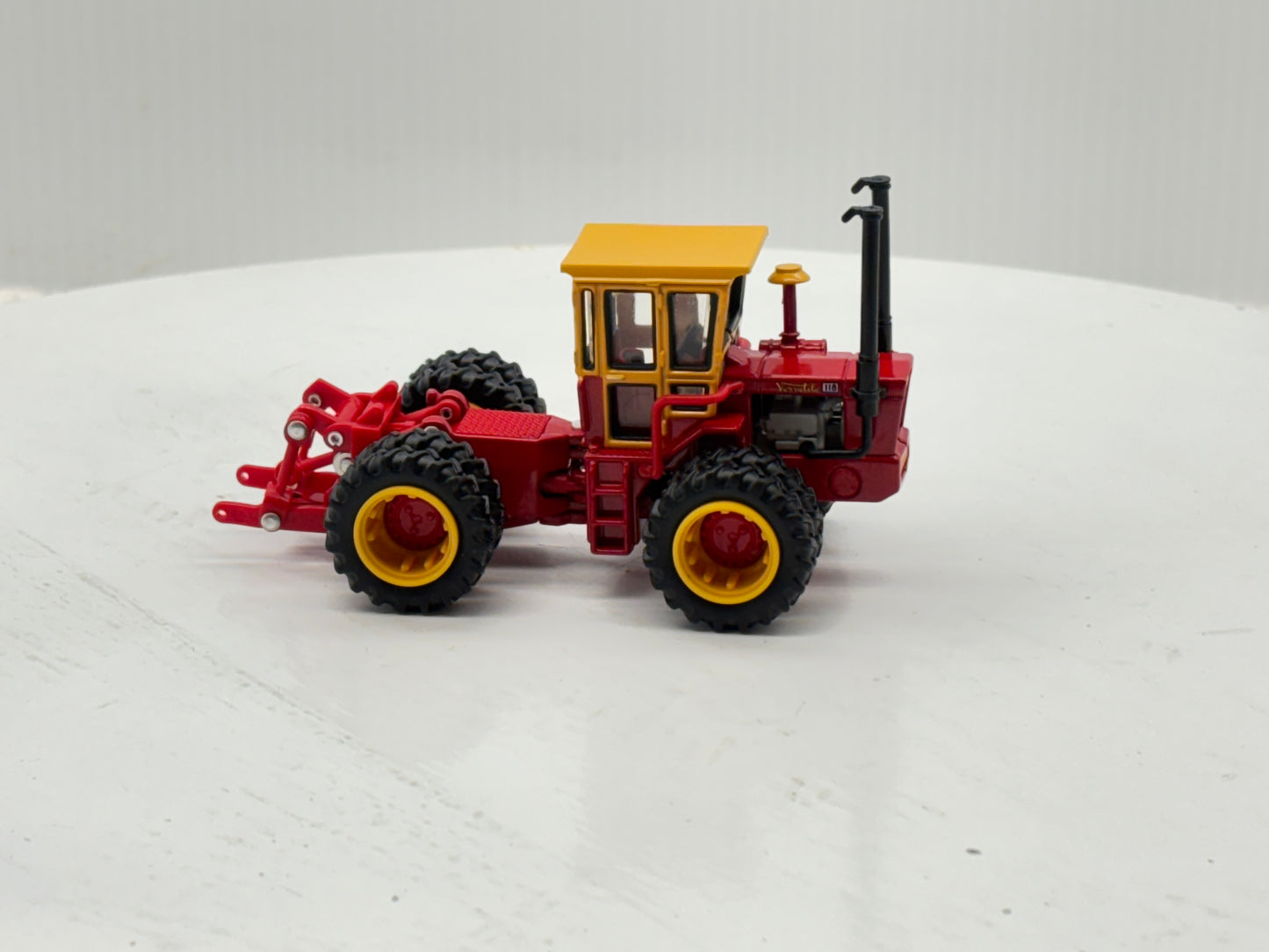 1/64 Versatile 118 Prestige