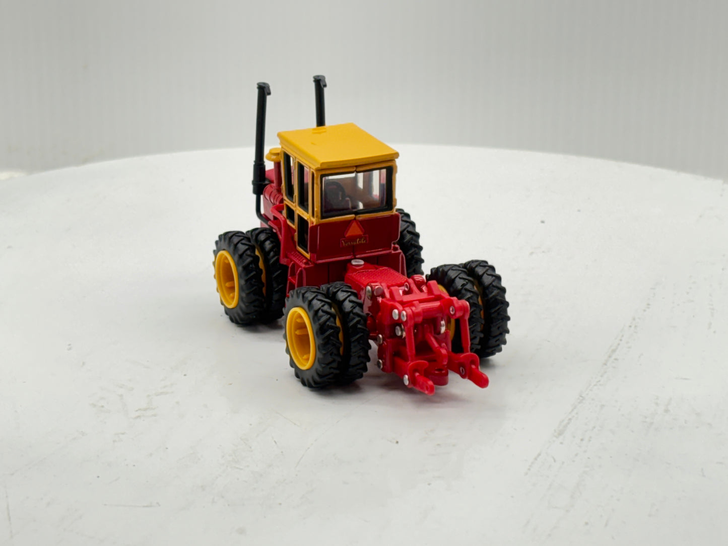 1/64 Versatile 118 Prestige