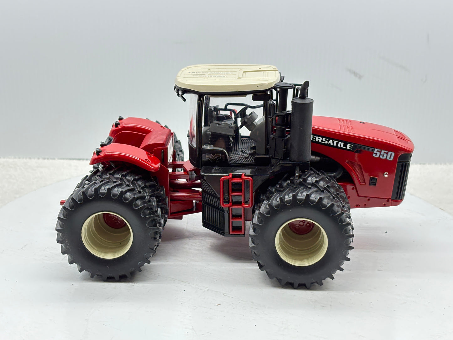 1/32 Versatile 550 Intro
