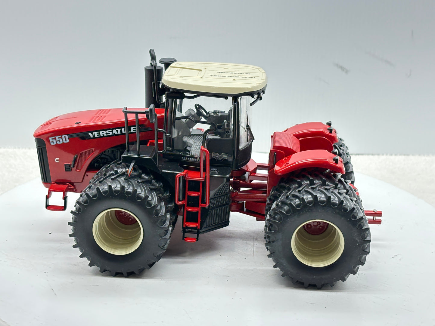 1/32 Versatile 550 Intro