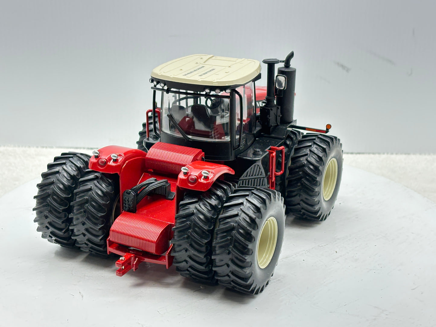 1/32 Versatile 550 Intro