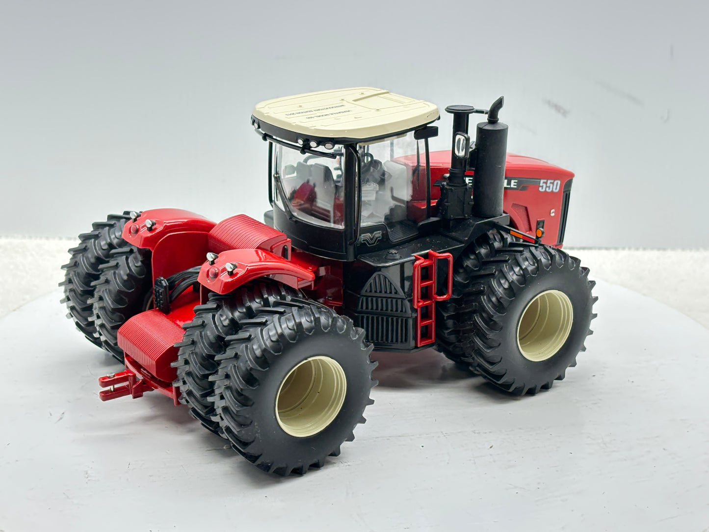 1/32 Versatile 550 Intro