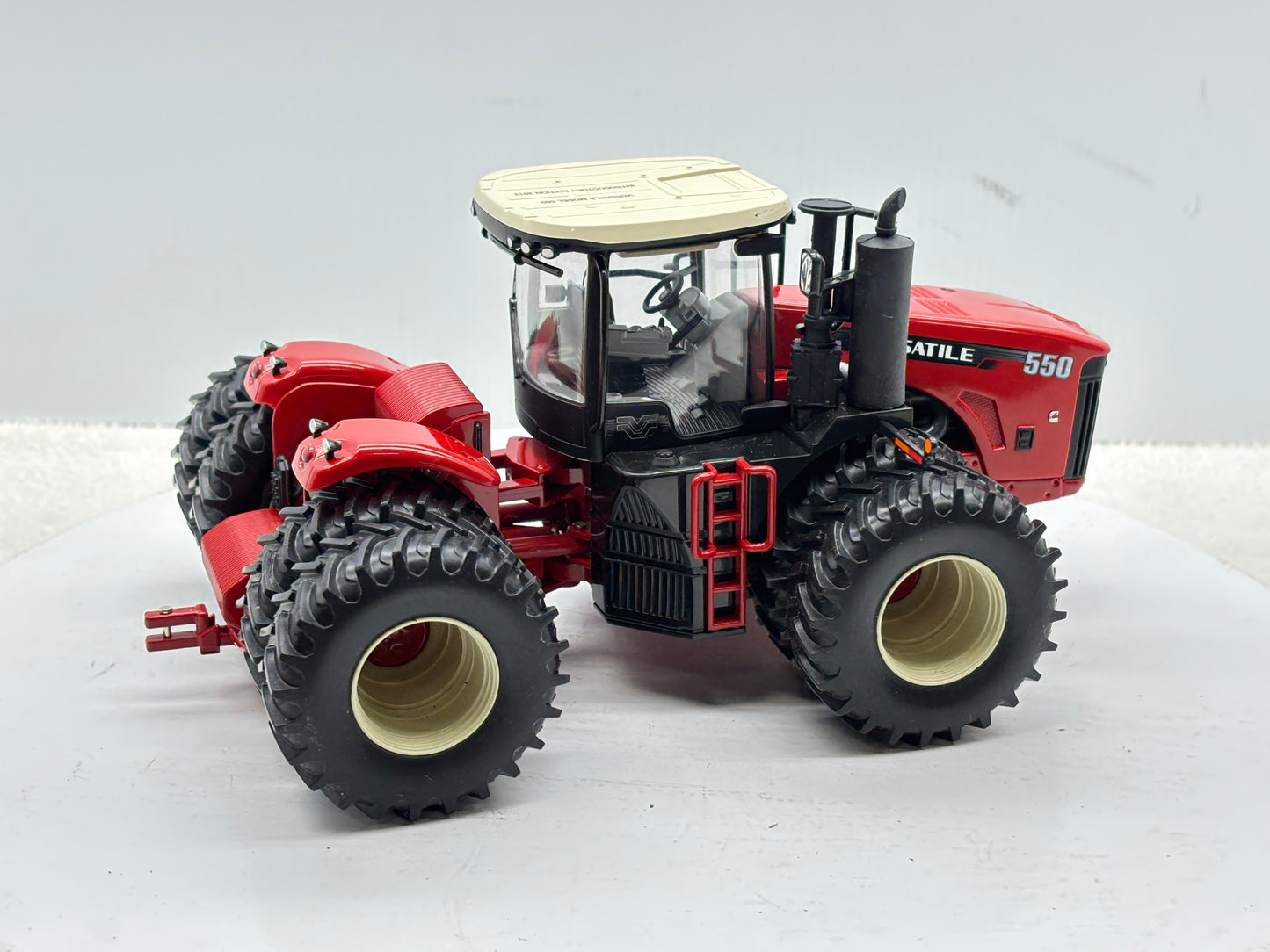 1/32 Versatile 550 Intro
