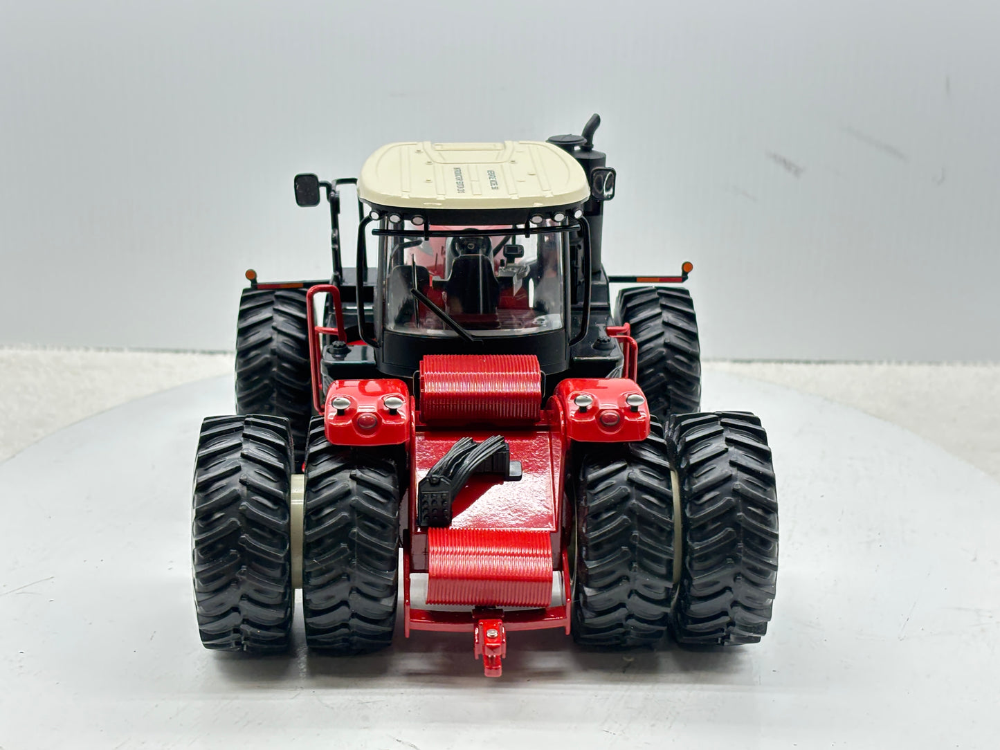 1/32 Versatile 550 Intro