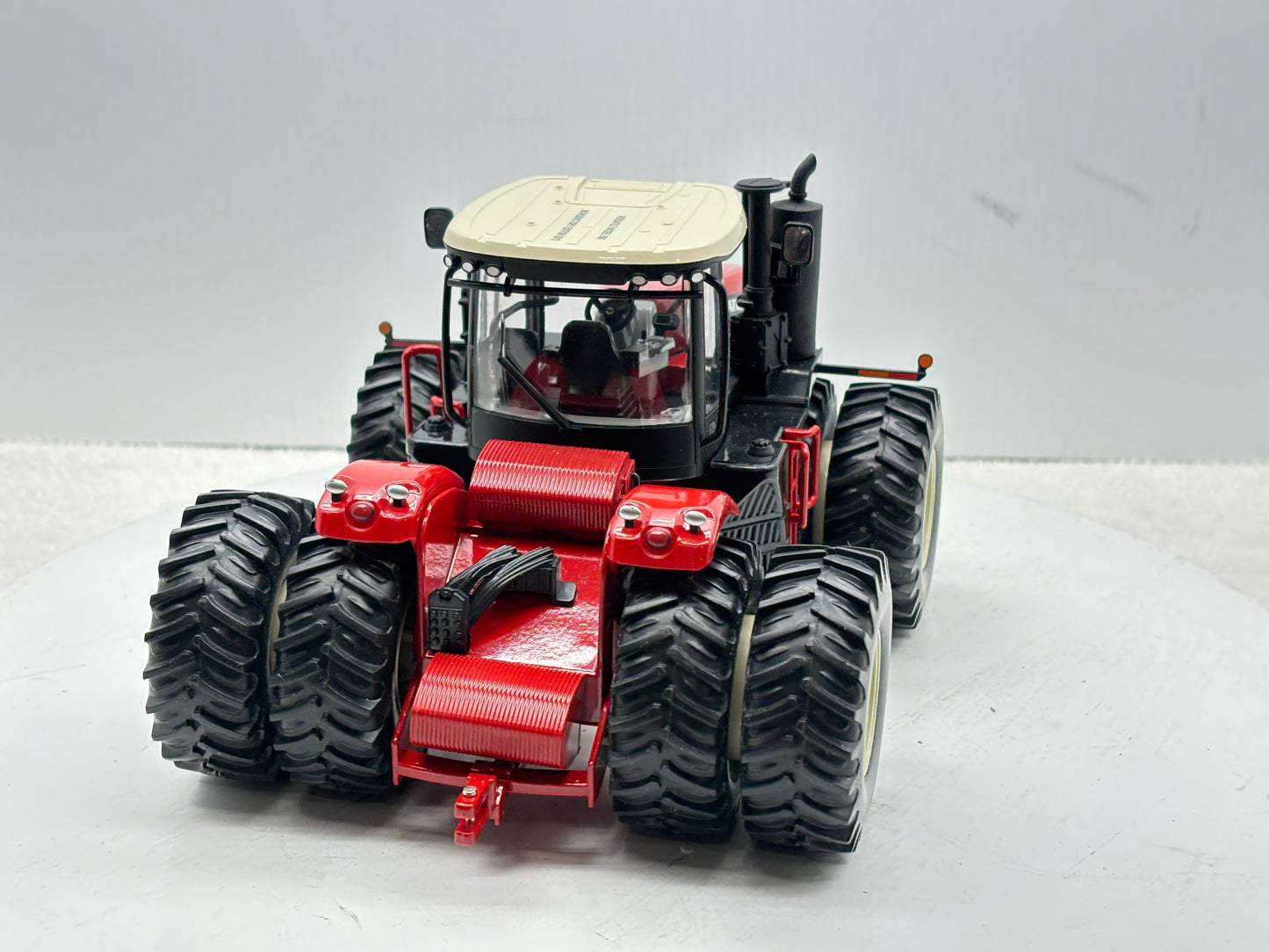 1/32 Versatile 550 Intro