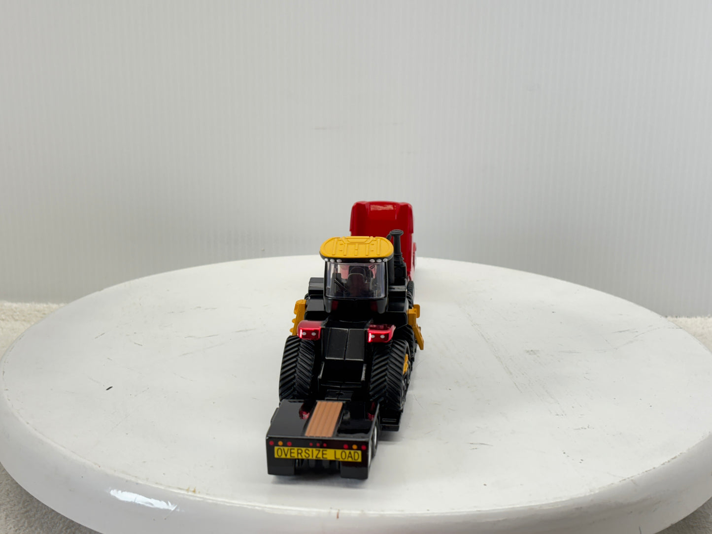 1/64 Versatile 580 DeltaTrak Chase