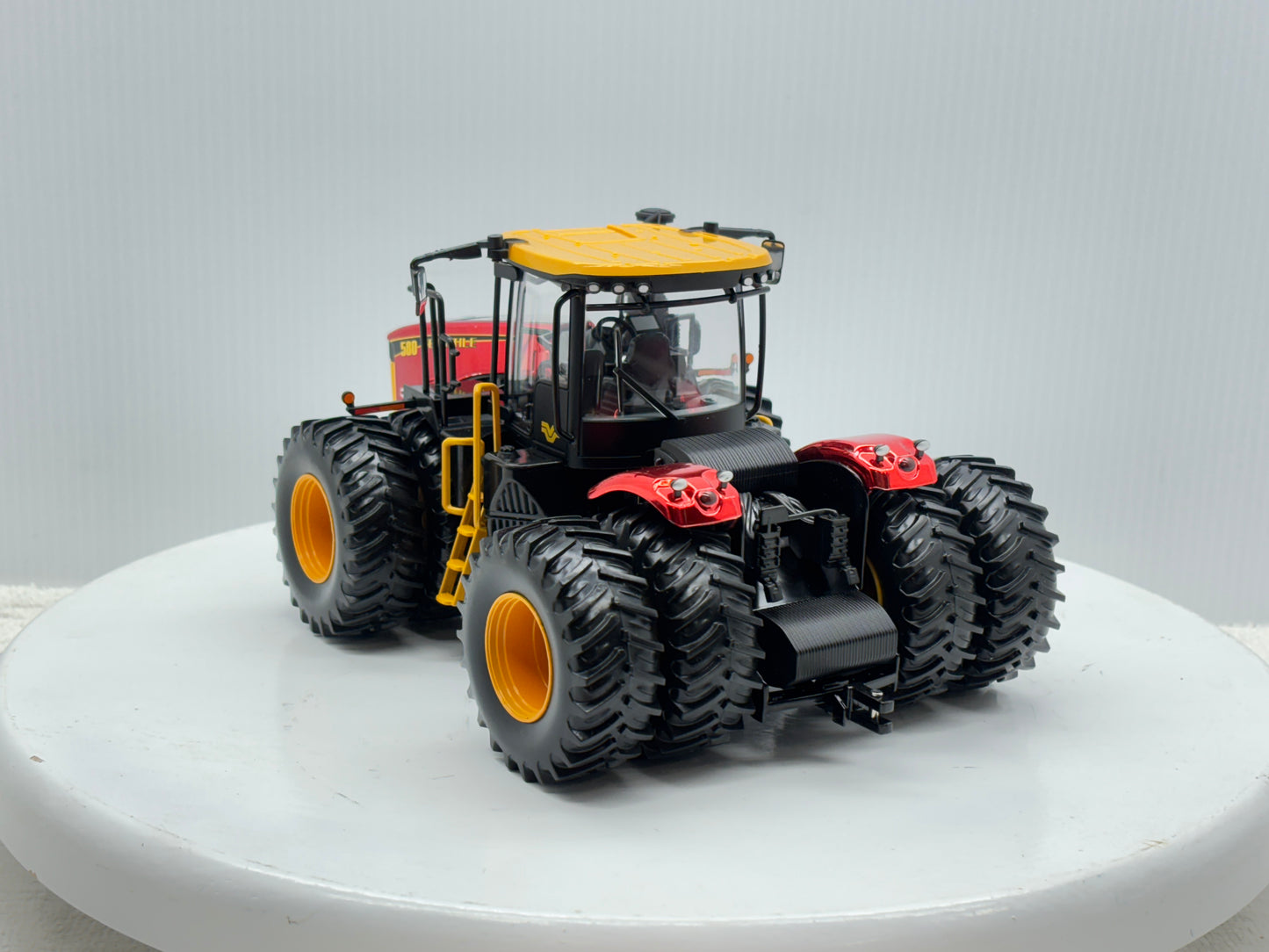 1/32 Versatile 580 Red Chrome Custom
