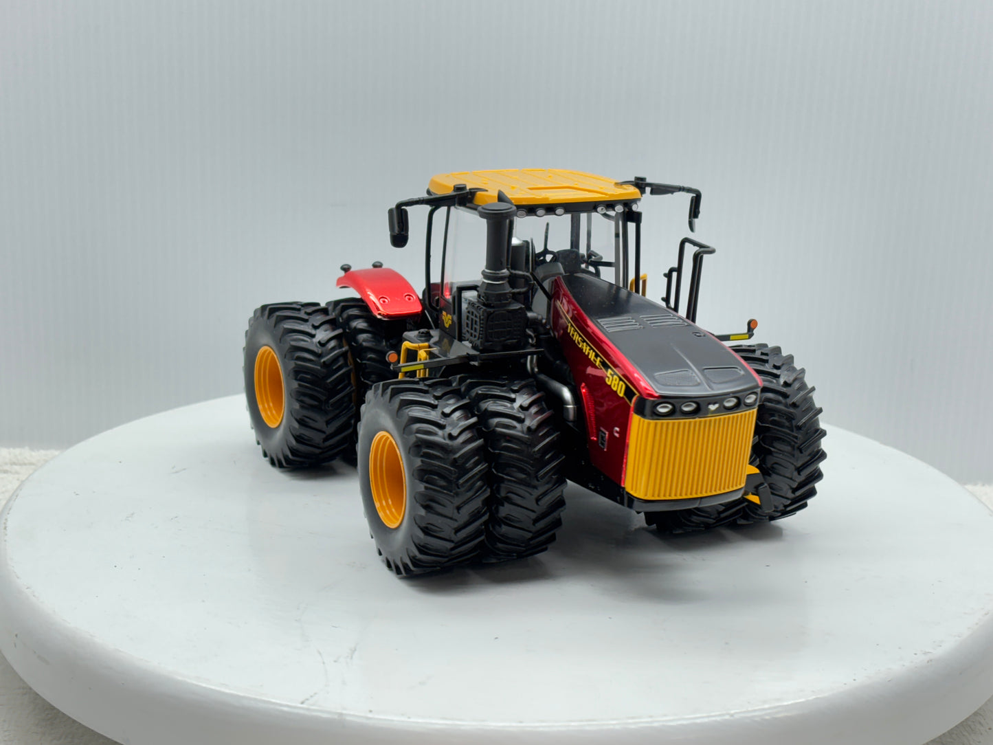 1/32 Versatile 580 Red Chrome Custom