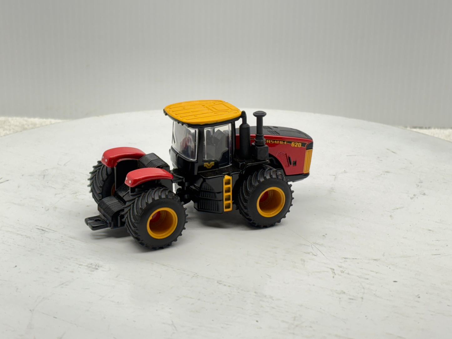 1/64 Versatile 620 LSW