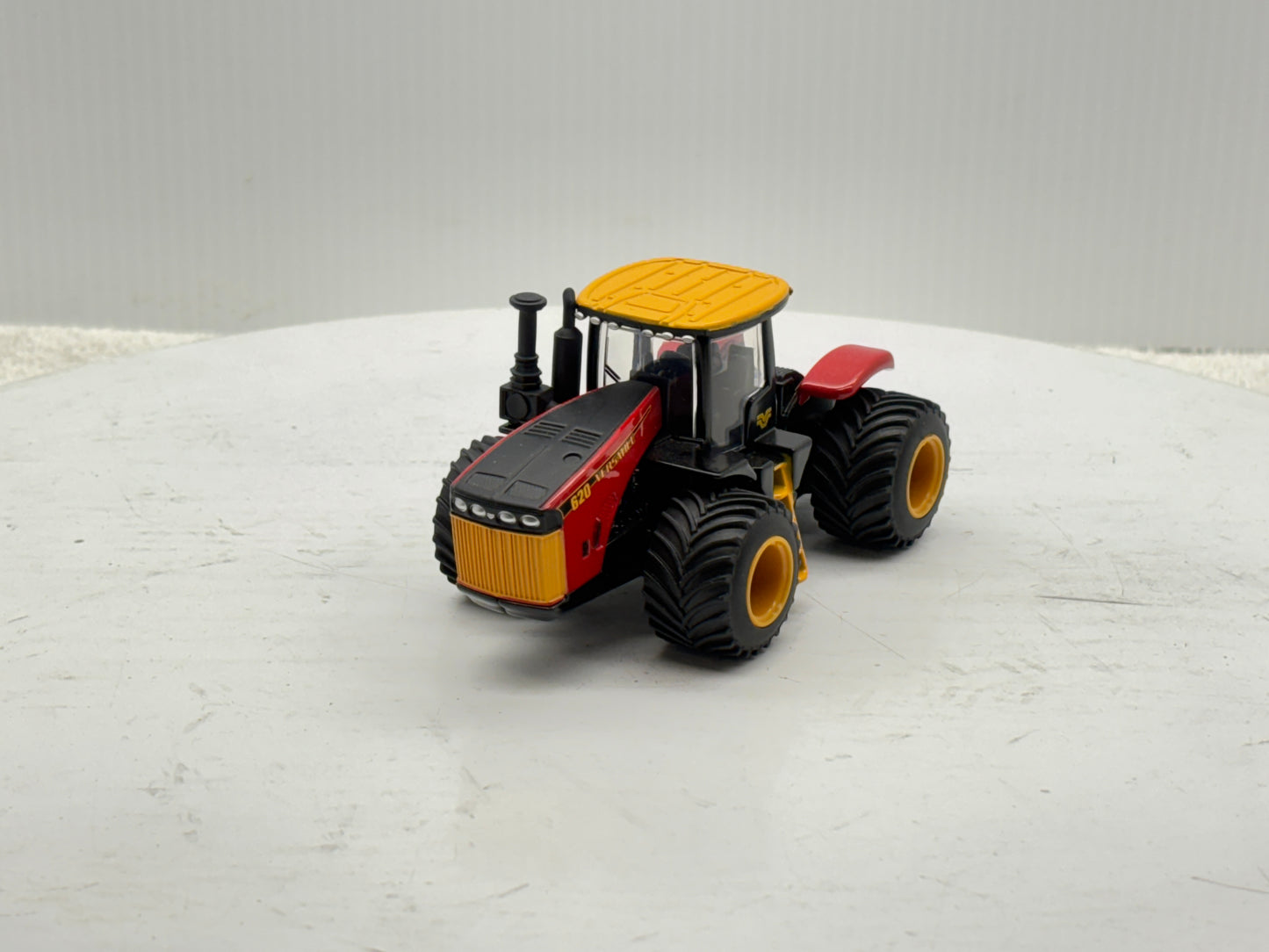 1/64 Versatile 620 LSW