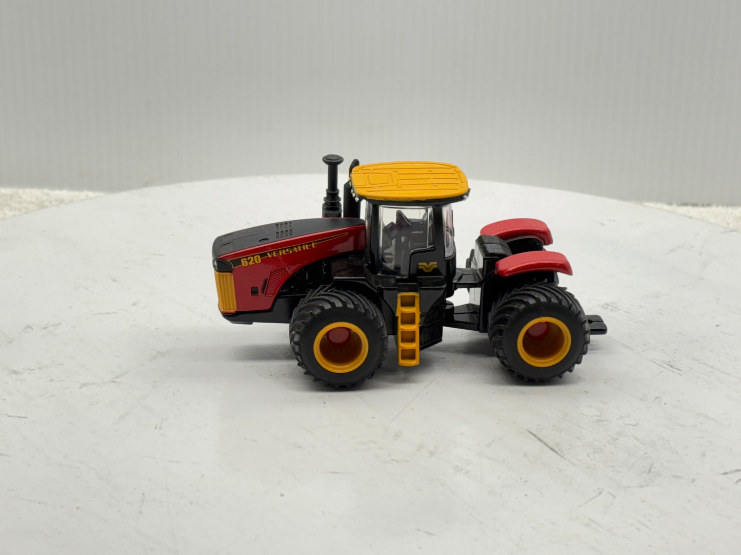 1/64 Versatile 620 LSW