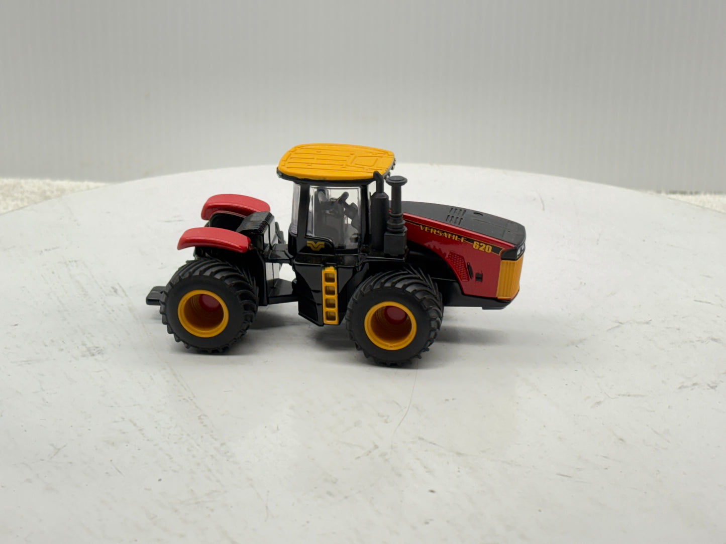 1/64 Versatile 620 LSW