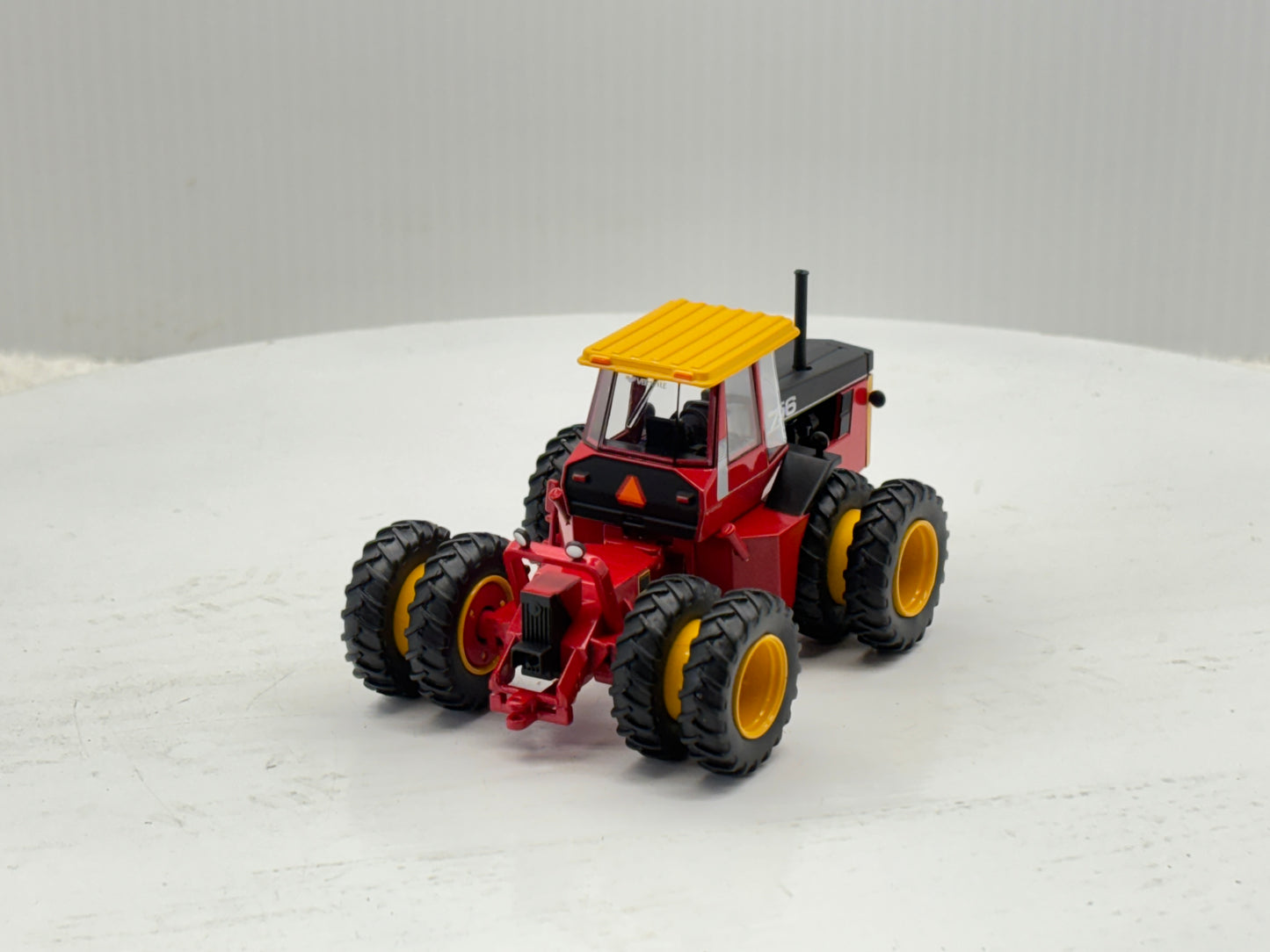 1/64 Versatile 756
