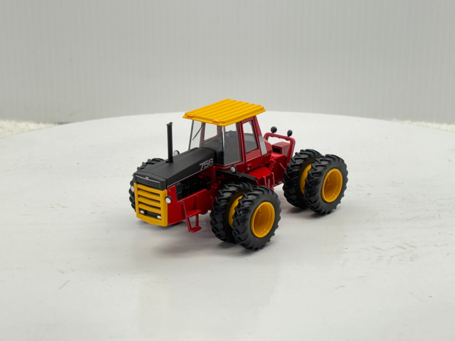 1/64 Versatile 756