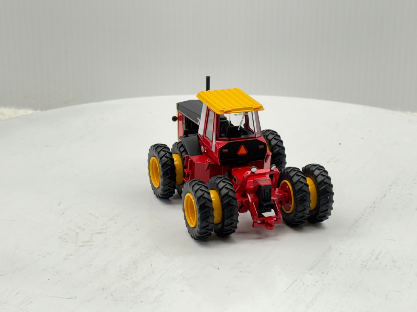 1/64 Versatile 756
