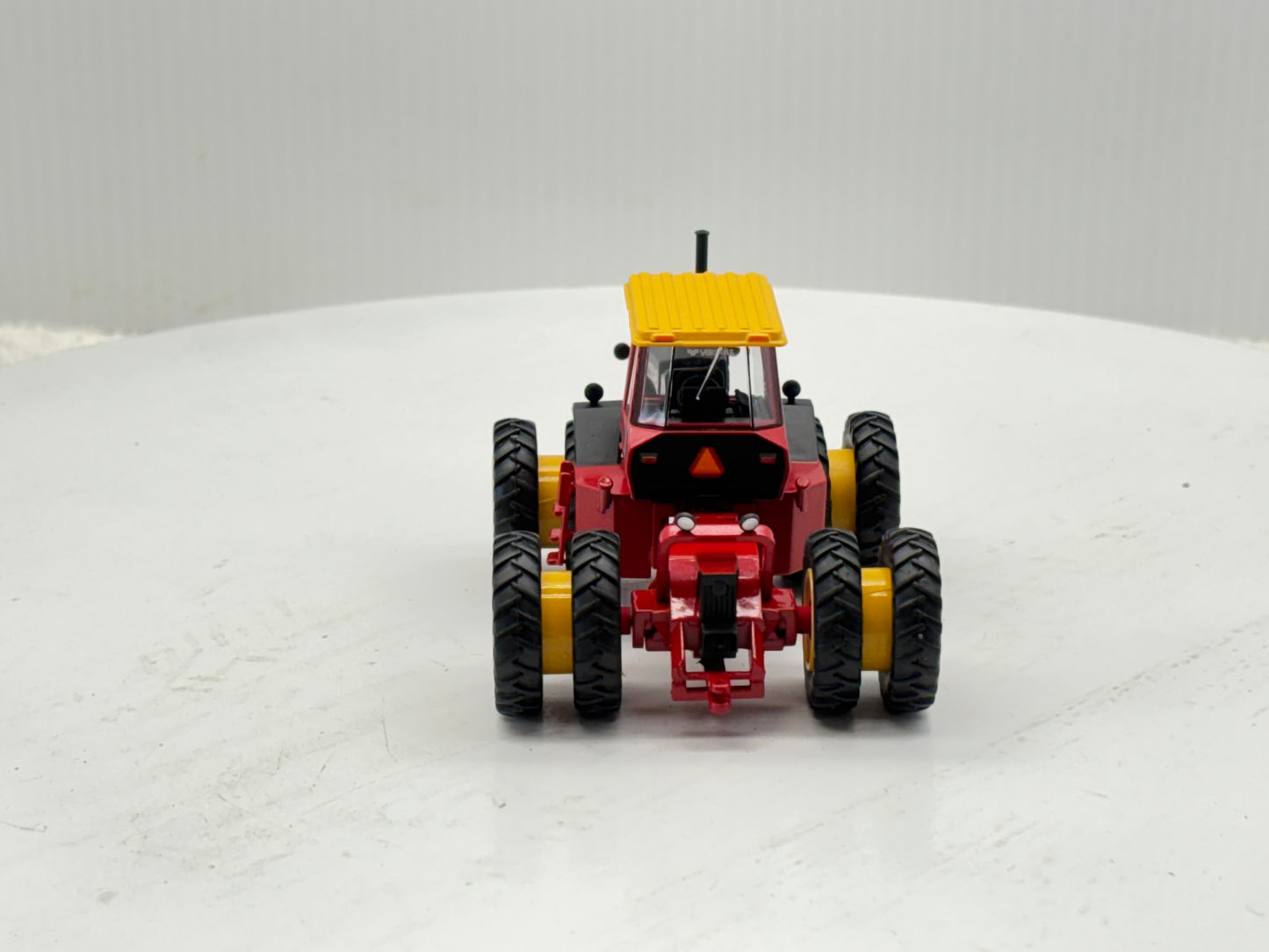 1/64 Versatile 756