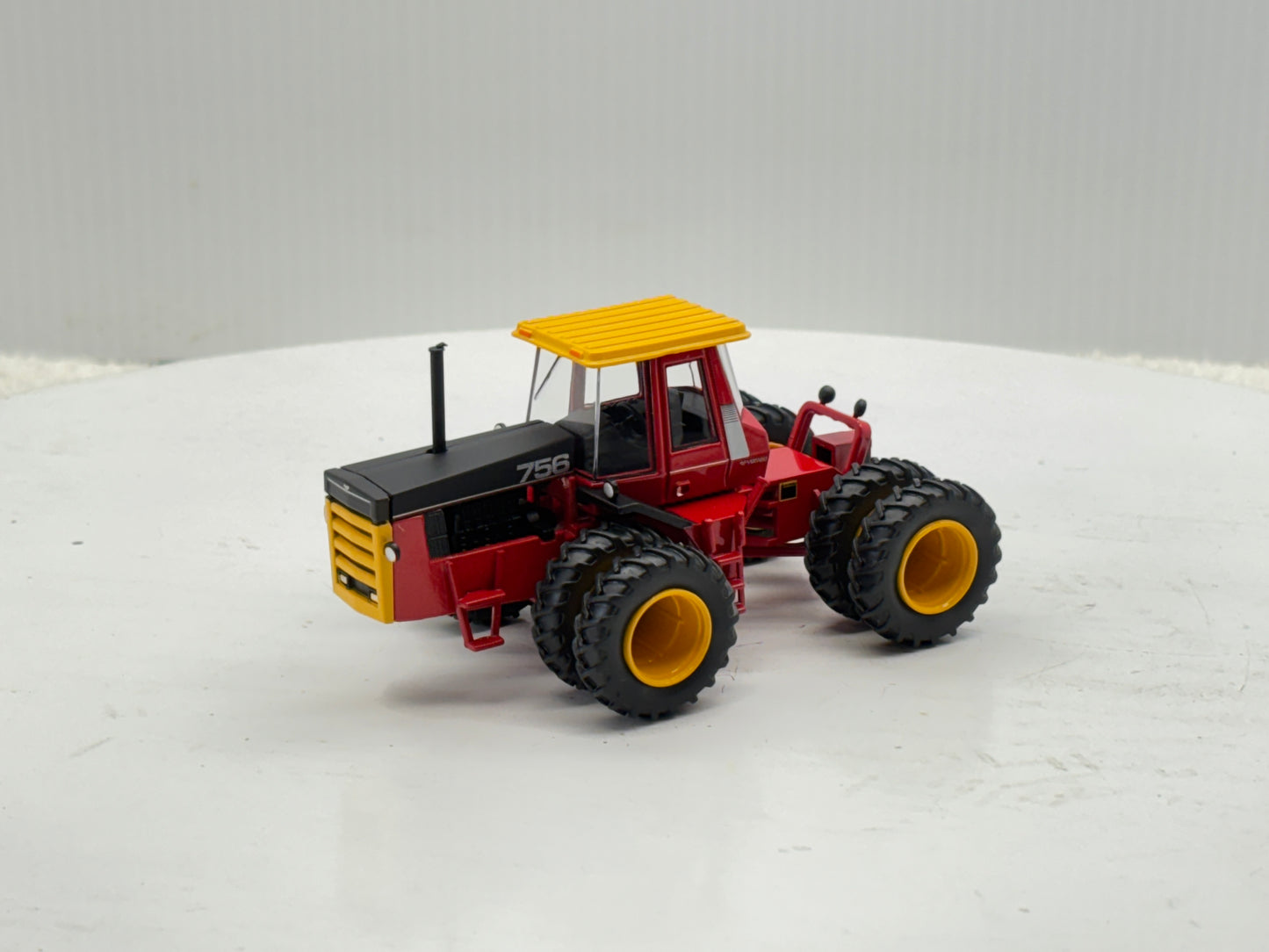 1/64 Versatile 756