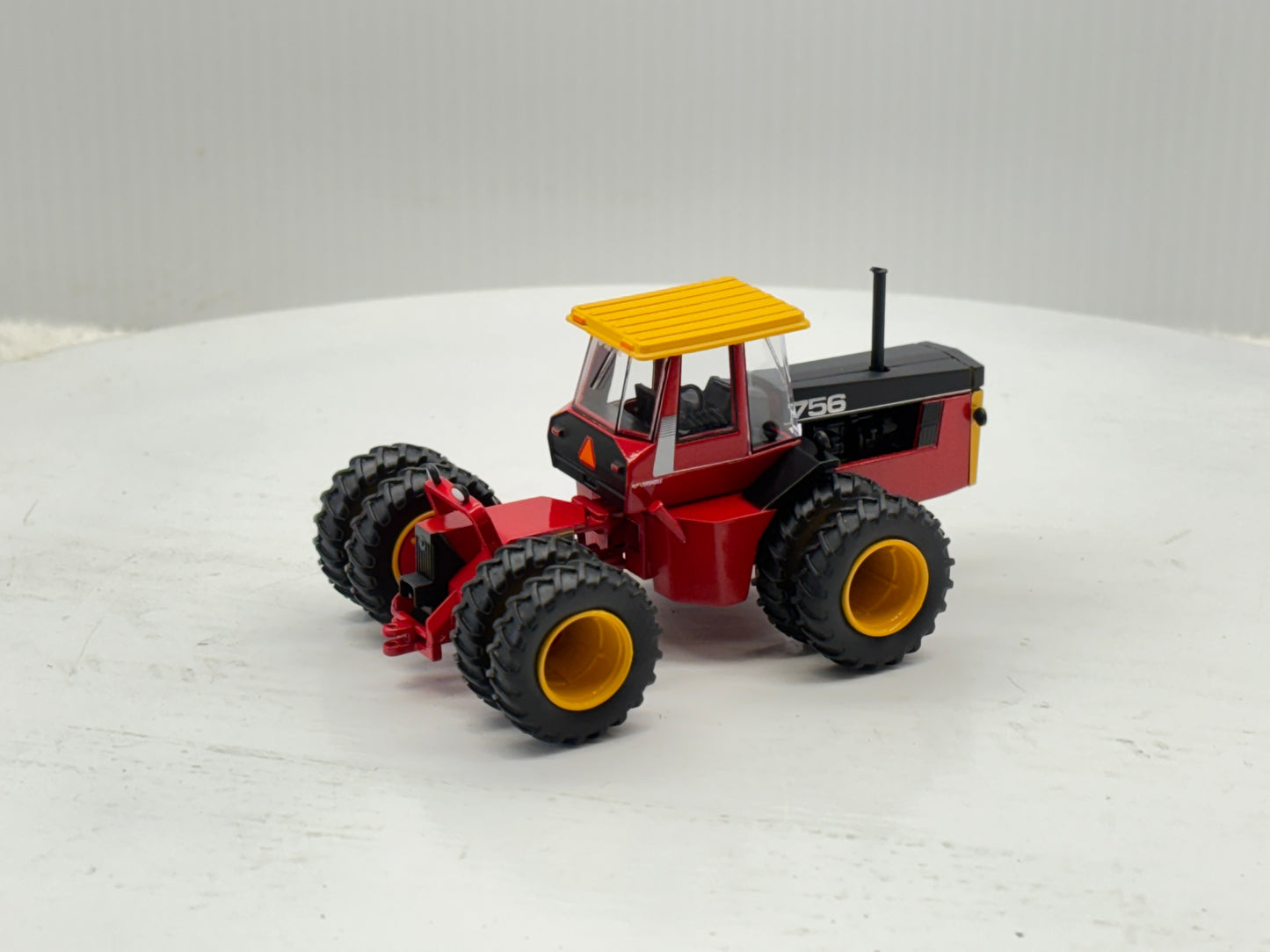 1/64 Versatile 756