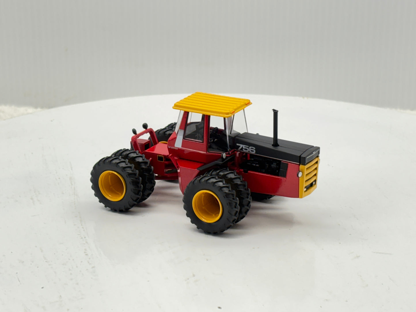1/64 Versatile 756