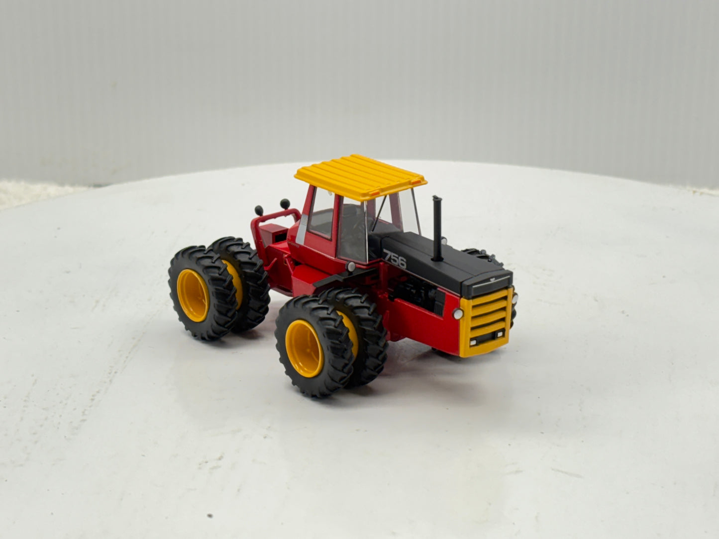 1/64 Versatile 756