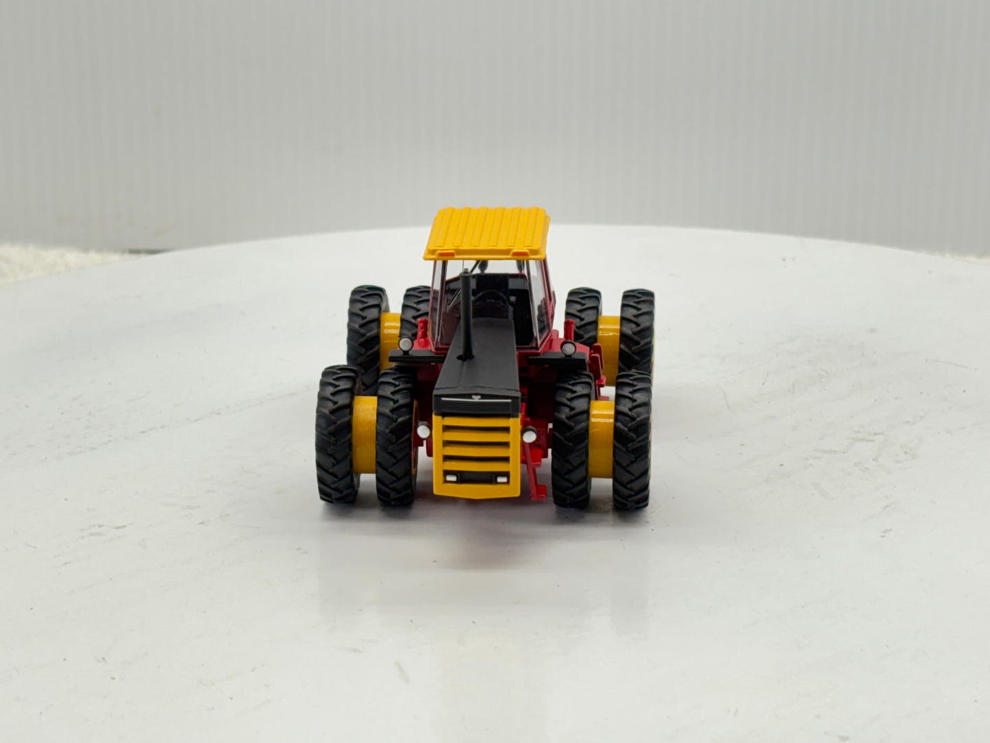 1/64 Versatile 756