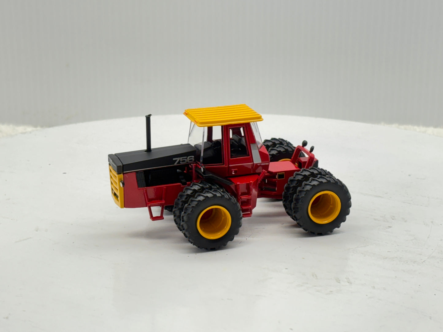 1/64 Versatile 756