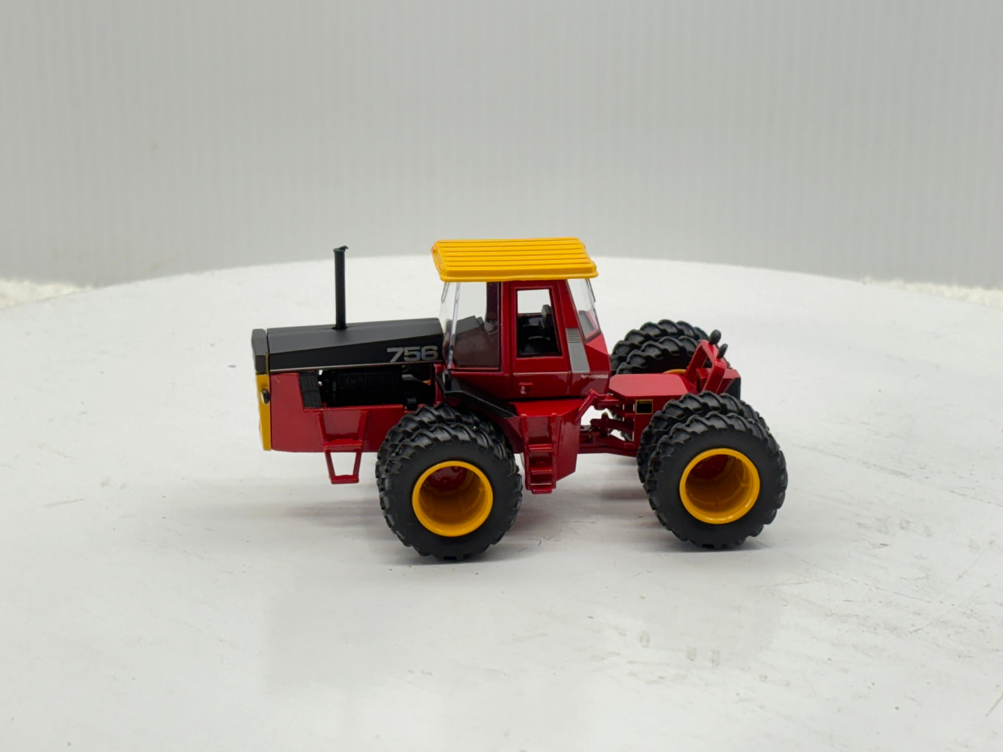 1/64 Versatile 756