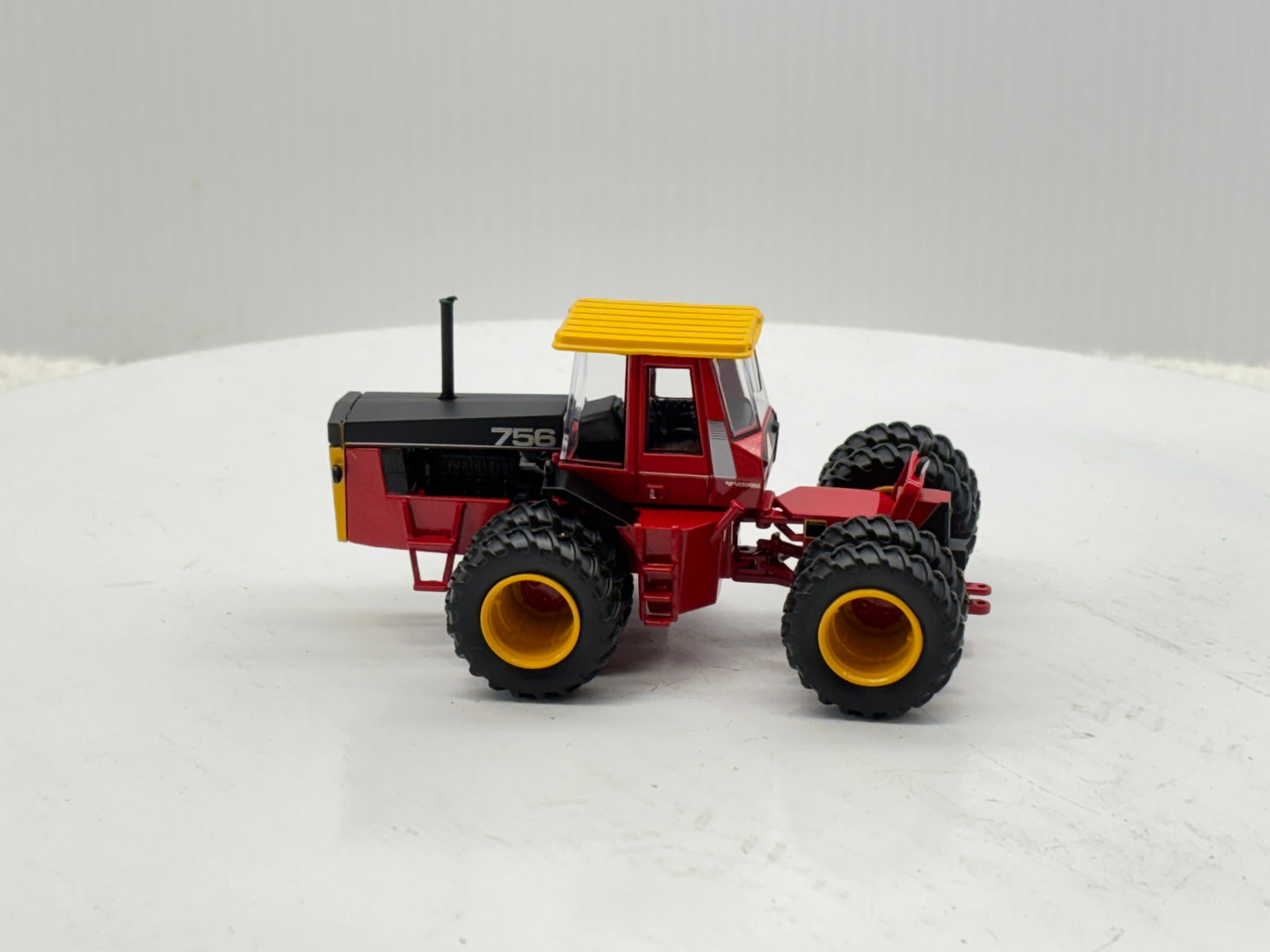1/64 Versatile 756