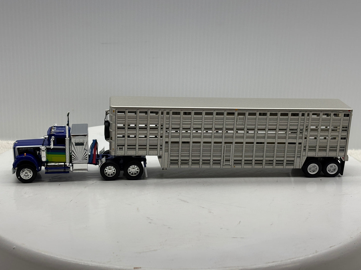 1/64 Western Star 4900 36'' Flat Top
