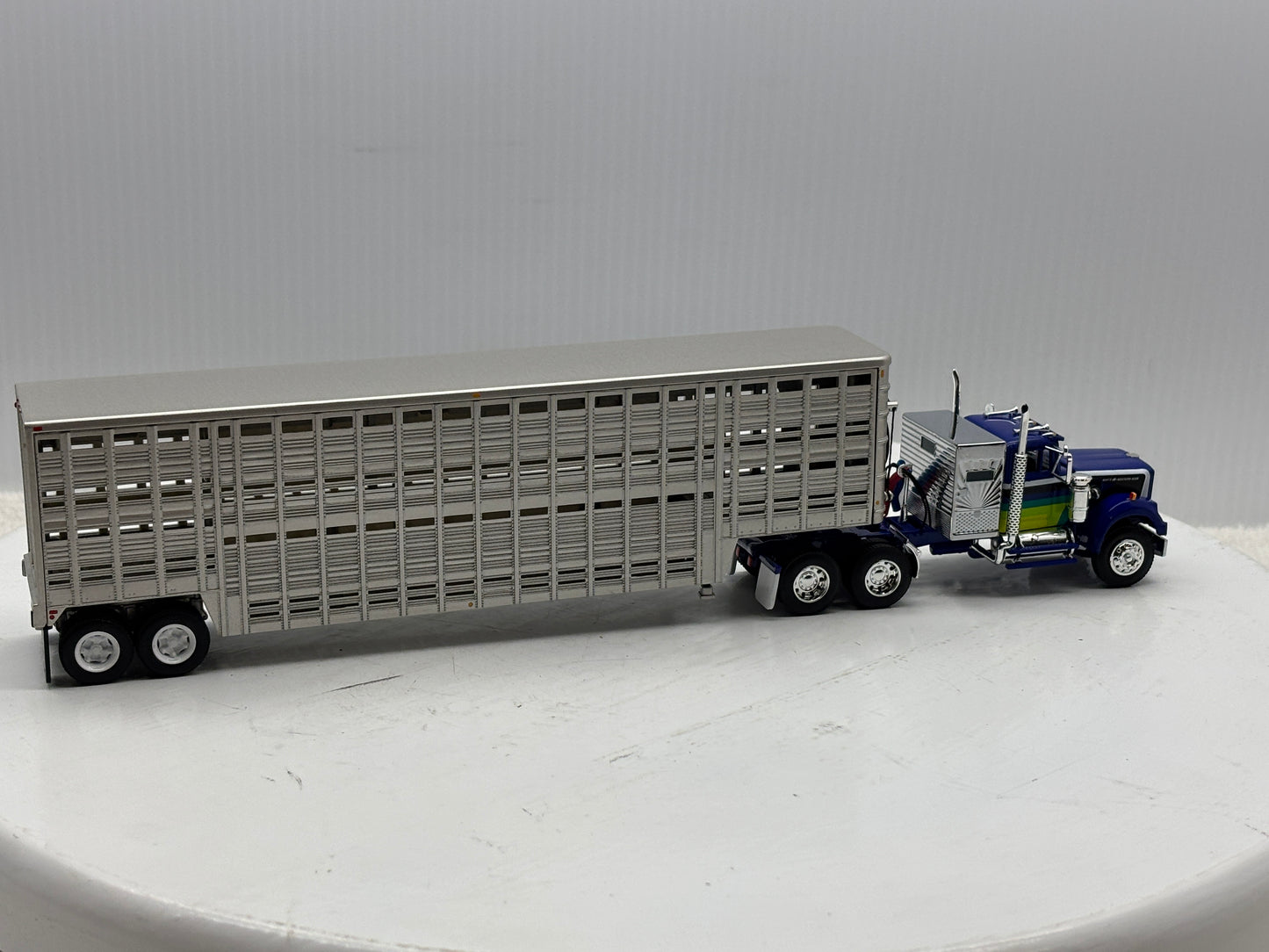 1/64 Western Star 4900 36'' Flat Top