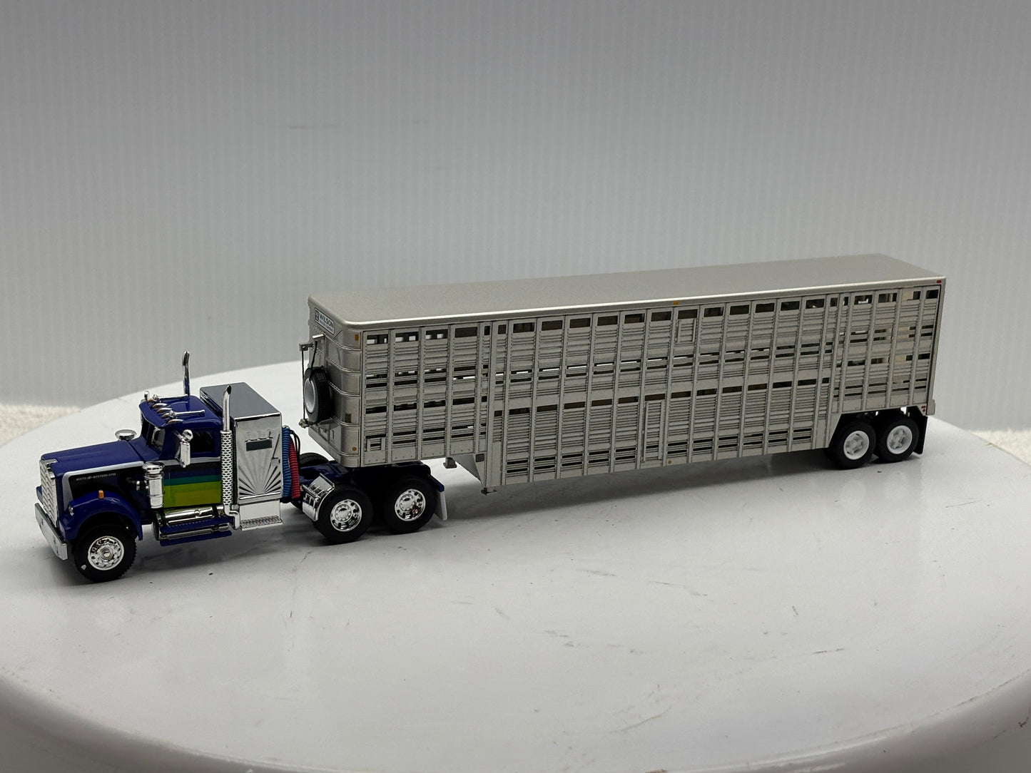 1/64 Western Star 4900 36'' Flat Top