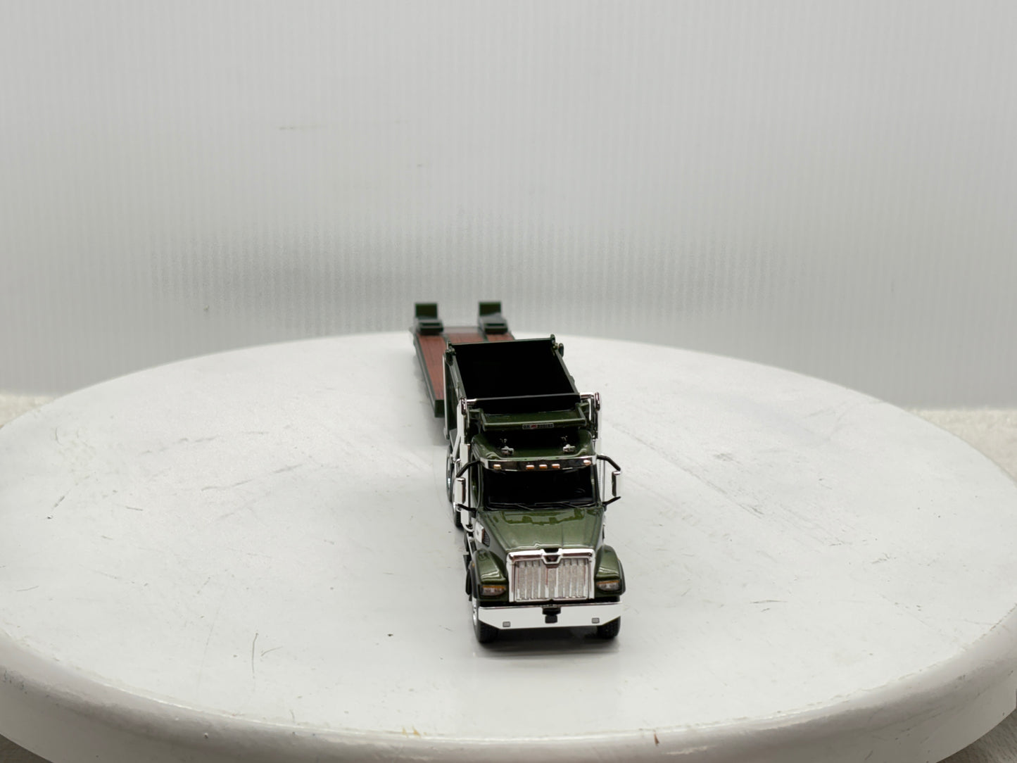1/64 Western Star 49X (Mettalic Green)