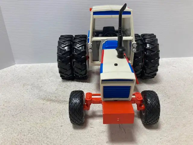 *RARE* 1/16 CASE 1570 TTT Farm Toy Tractor