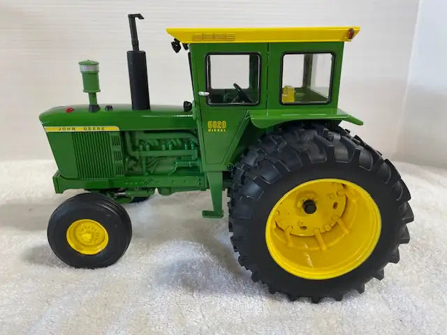 *SHARP* 1/16 JOHN DEERE 5020 CUSTOM Farm Toy Tractor