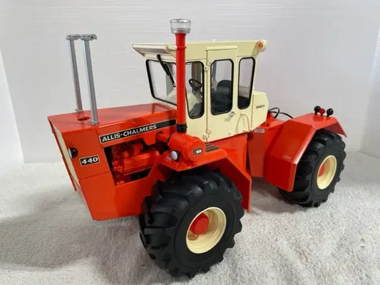 1/16 ALLIS-CHALMERS 440 40TH ANNIVERSARY Farm Toy Tractor