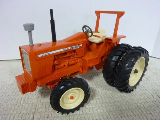 1/16 ALLIS-CHALMERS TWO-TWENTY Farm Toy Tractor