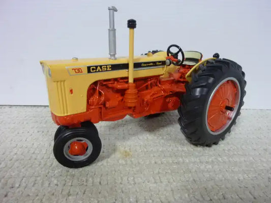 1/16 CASE 730 National Farm Toy Museum Farm Toy Tractor