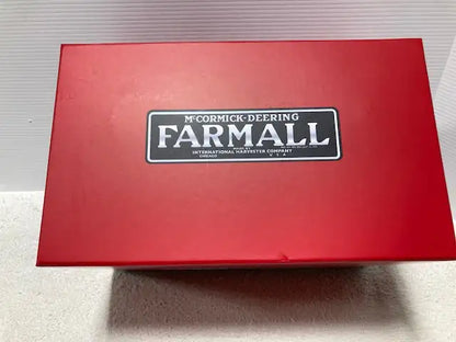 1/16 INTERNATIONAL FARMALL F-20 Farm Toy Tractor