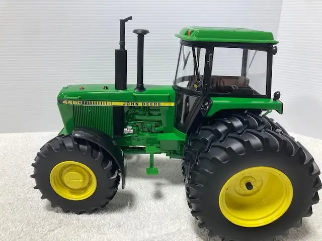 1/16 JOHN DEERE 4450 NFTM Die-Cast Farm Toy