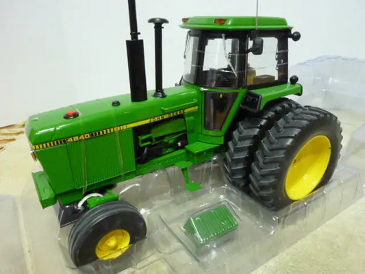 1/16 JOHN DEERE 4840 Precision Elite Farm Toy Tractor