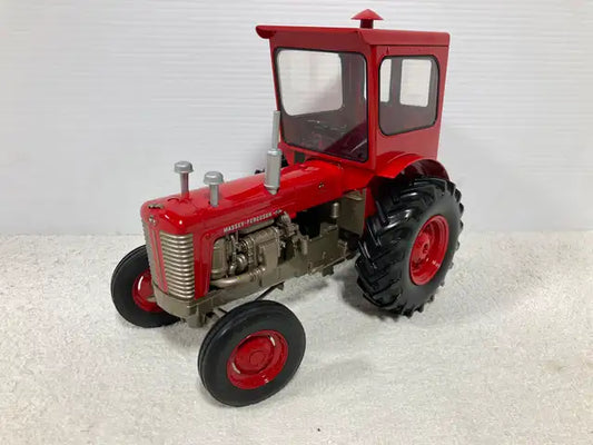 1/16 MASSEY FERGUSON 98 Farm Toy Tractor