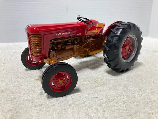 1/16 MASSEY HARRIS 50 Farm Toy Tractor