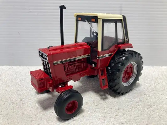 1/32 INTERNATIONAL 1486 Farm Toy Tractor