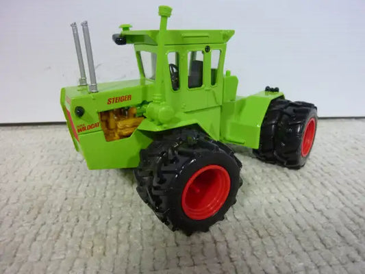 1/32 STEIGER Super Wildcat Series 1 Farm Toy Tractor