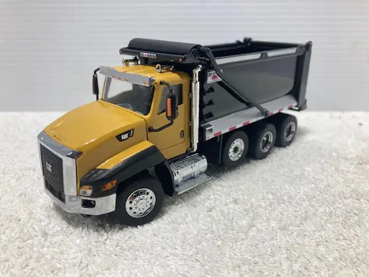 1/50 CATERPILLAR CT 660 SBFA Construction Toy Truck