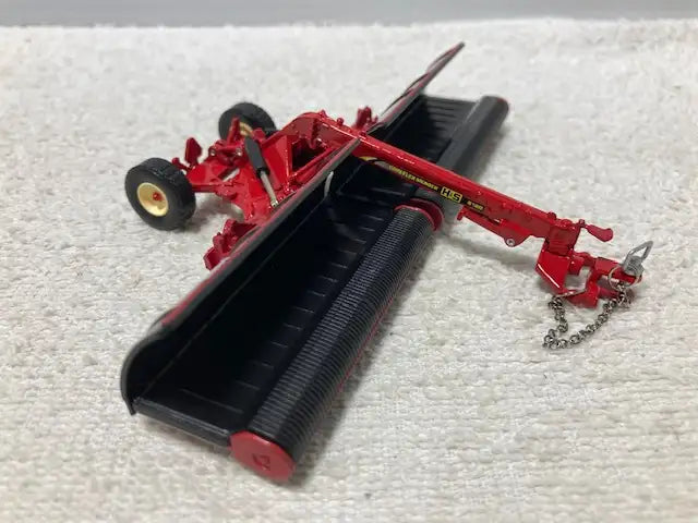 1/64 H&S TWIN-FLEX Hay Merger Farm Toy